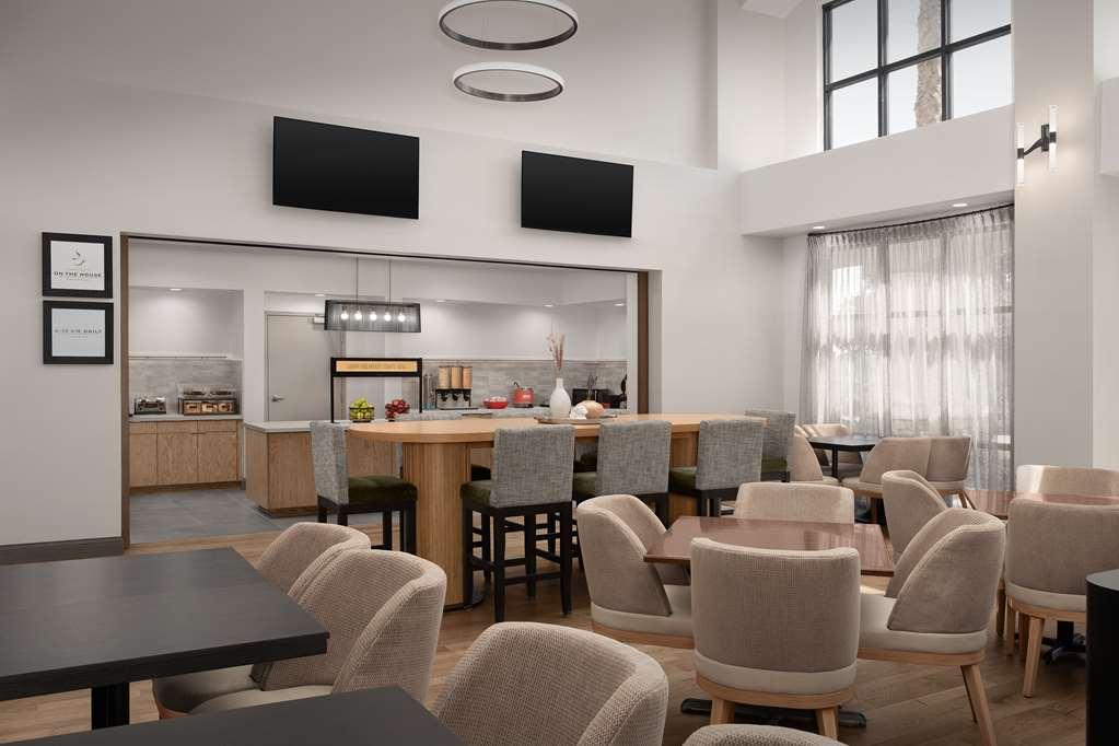 Hampton Inn&Suites El Paso de Robles Restaurante foto